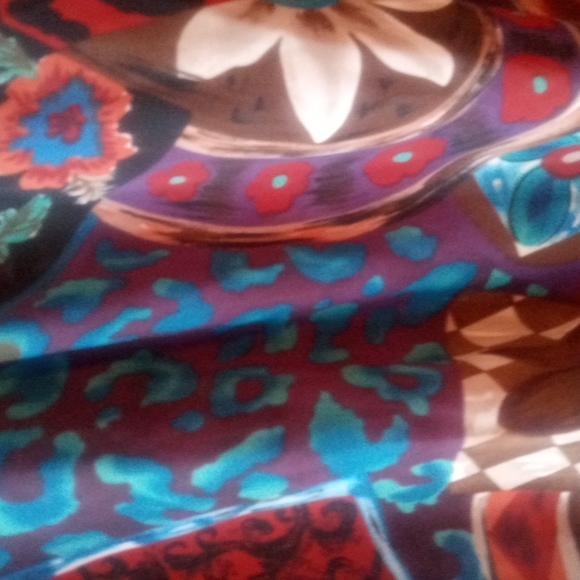 Maggie Barnes Skirt Set - Picture 5 of 12